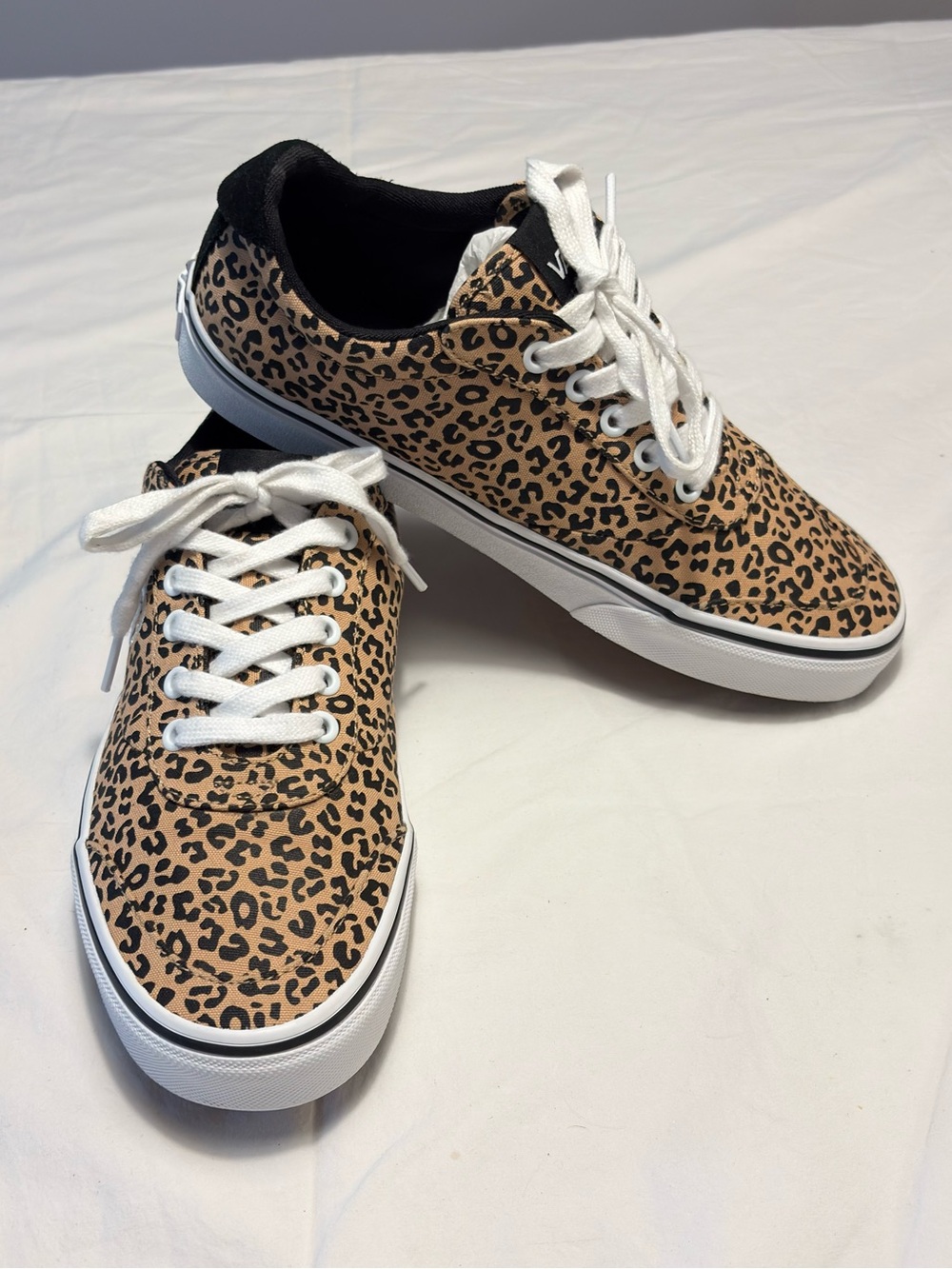 Vans Tan & Black Leopard Print Canvas Low-Top Sneakers | Size 9